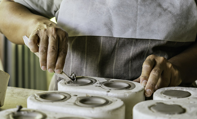Изготовитель капов